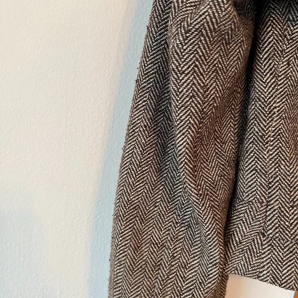 Asymmetrical zip crop Herringbone Tweed jacket - Picture 5 of 9